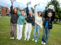 SGGS GCSE result day 20240822_2870