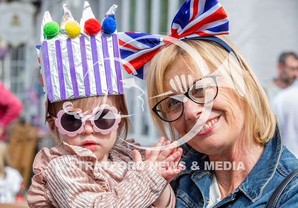 Coronation - Alcester Street Party (with cap) 20230507_9625