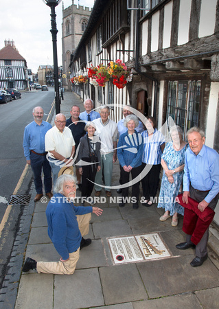 Almshouses plaque 3601-2