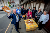 ALMSHOUSES BREAD 9993