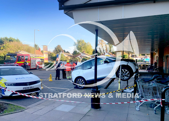 Bidford Co-op car crash 8927